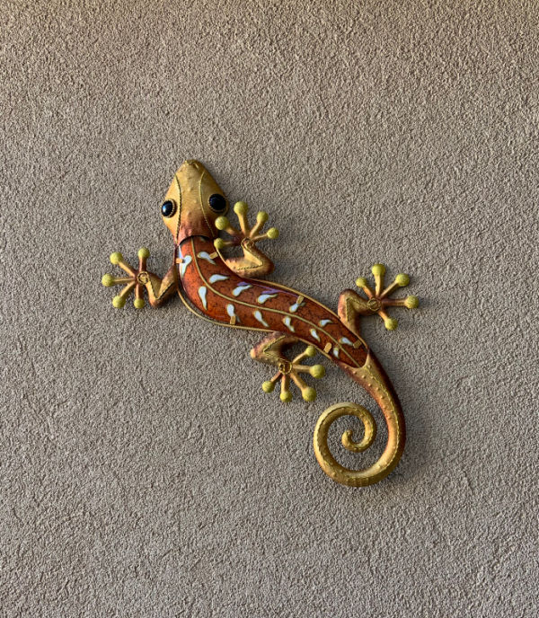Lizard outdoor decoration.