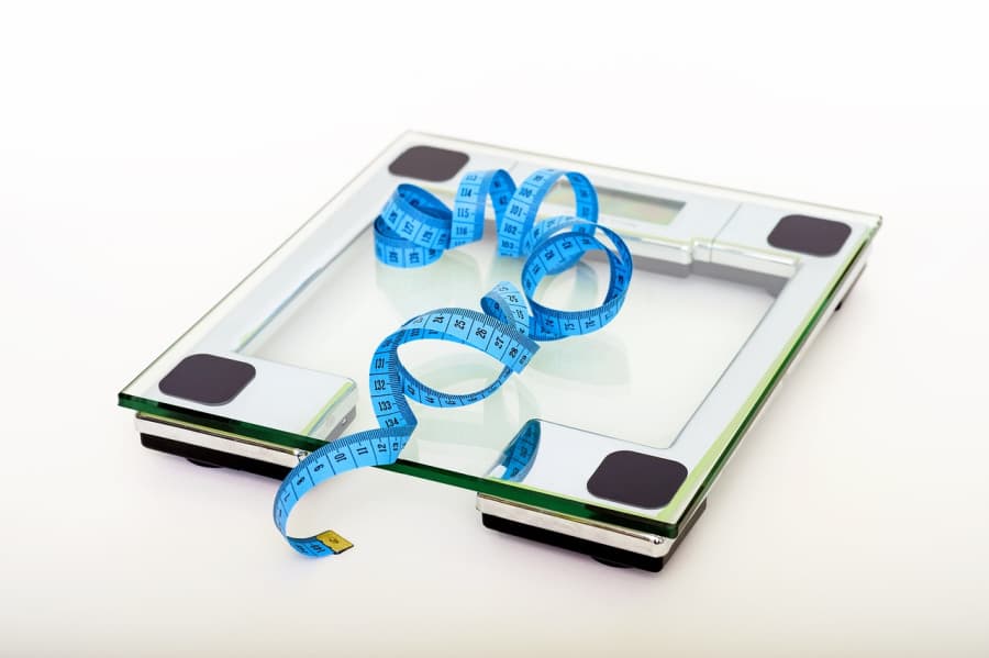 Scale and measuring tape.