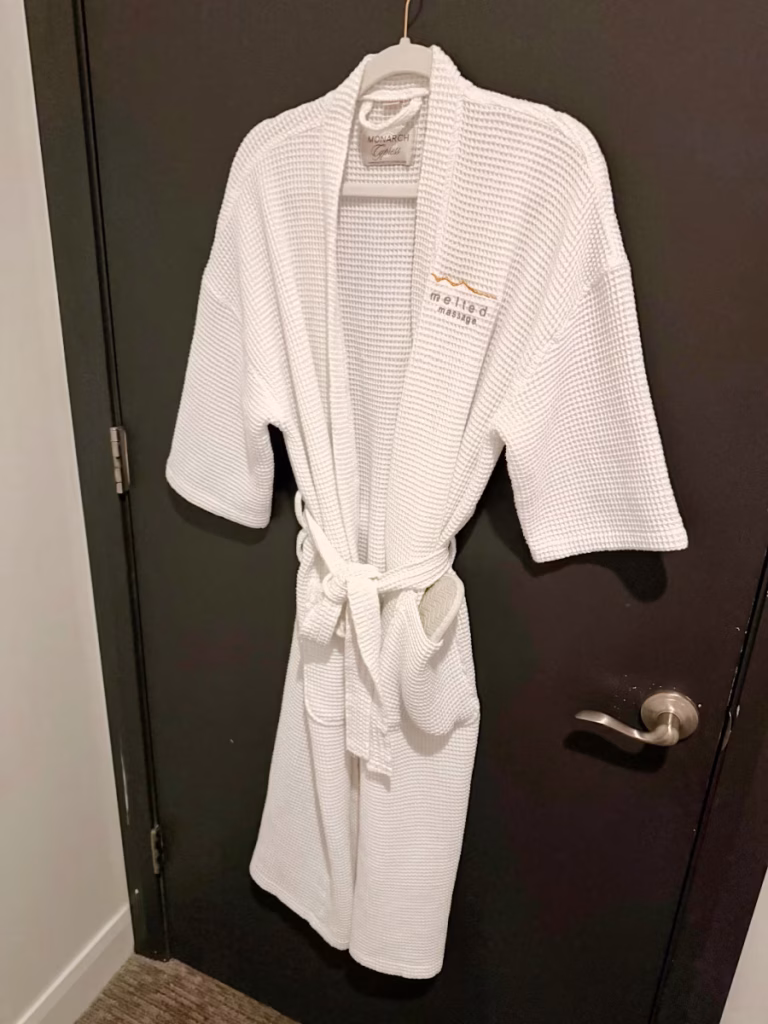 Melted Massage robe.